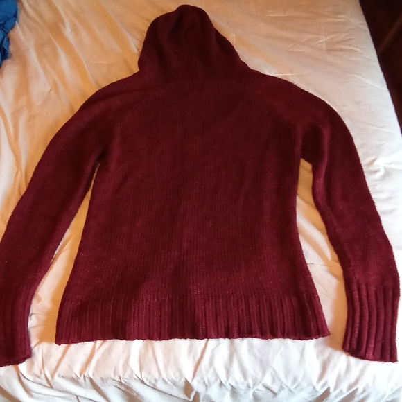 Wet Seal Sweater Hoodie - Picture 3 of 3